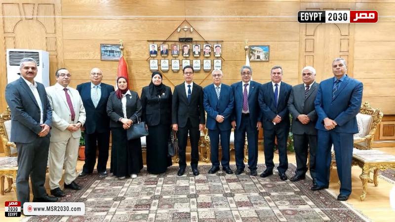 رئيس جامعة بنها