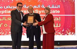 نقيب التمريض لـمجدي يعقوب: حضورك يمنحنا فخرا ودعما معنويا كبيرا