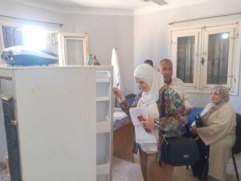 الصحة: فريق الحوكمة والمراجعة الداخلية يتفقد مستشفى دهب المركزي ويتخذ إجراءات فورية لتفعيل وحدة التشخيص عن بعد وعيادتي الرمد والأسنان