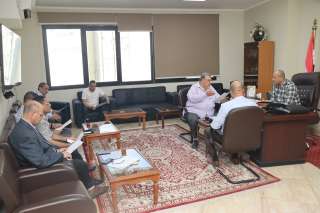 لسكرتير العام المساعد لمحافظة بني سويف يترأس اجتماع مجلس إدارة صندوق التكافل الاجتماعي للعاملين بالإدارة المحلية