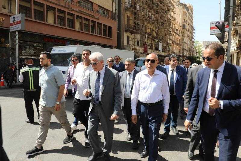 محافظ القاهرة يتابع أعمال التطوير الجارية بمنطقة القاهرة الخديوية