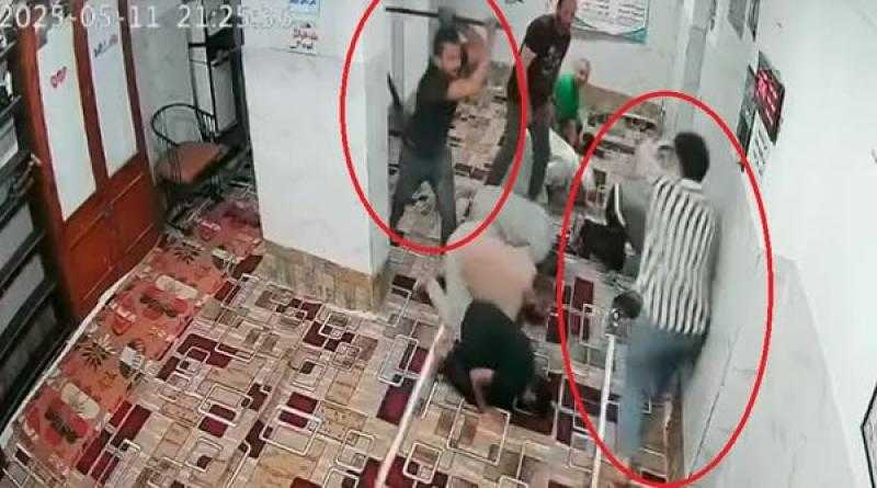 تفاصيل القبض على المتهمين باقتحام مسجد بمدينة السلام أثناء الصلاة