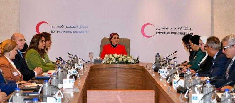 وزارة التضامن تهنئ السيدة انتصار السيسي برئاستها الشرفية للهلال الأحمر المصري