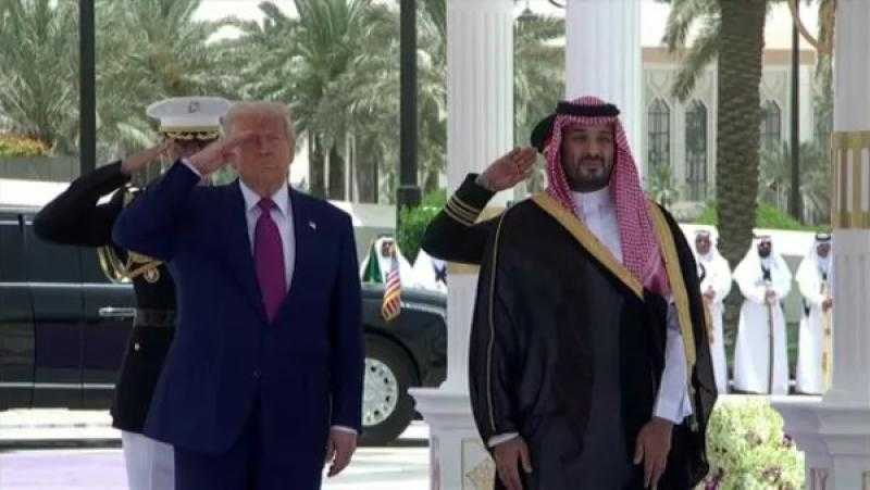 السعودية والولايات المتحدة توقعان اتفاقية مبيعات دفاعية بـ 142 مليار دولار