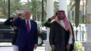 السعودية والولايات المتحدة توقعان اتفاقية مبيعات دفاعية بـ 142 مليار دولار