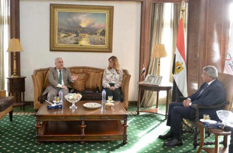 رئيس المجلس الأعلى للإعلام يستقبل رئيس الهيئة الوطنية للصحافة ومدير الأكاديمية الوطنية للتدريب