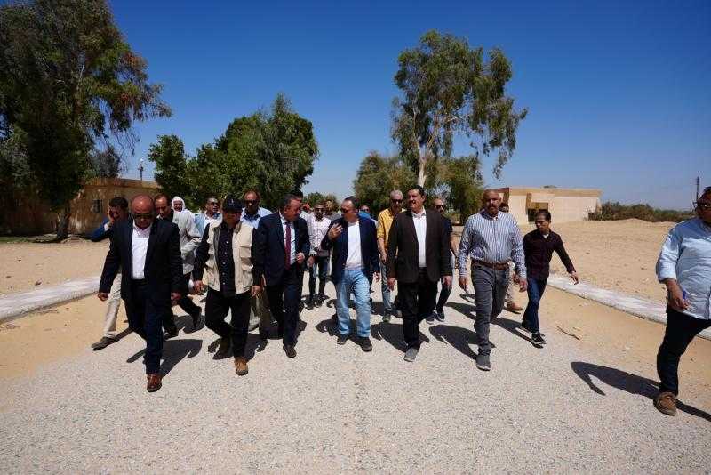 محافظ أسيوط يتفقد منطقة آثار ”مير” ويطلق خطة شاملة لتعزيز السياحة والترويج لها