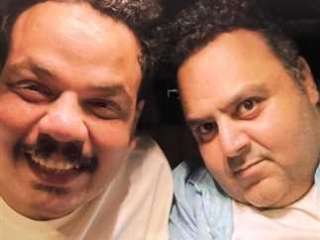 سيكو يشارك جمهوره صورة جديدة رفقة مصطفى غريب