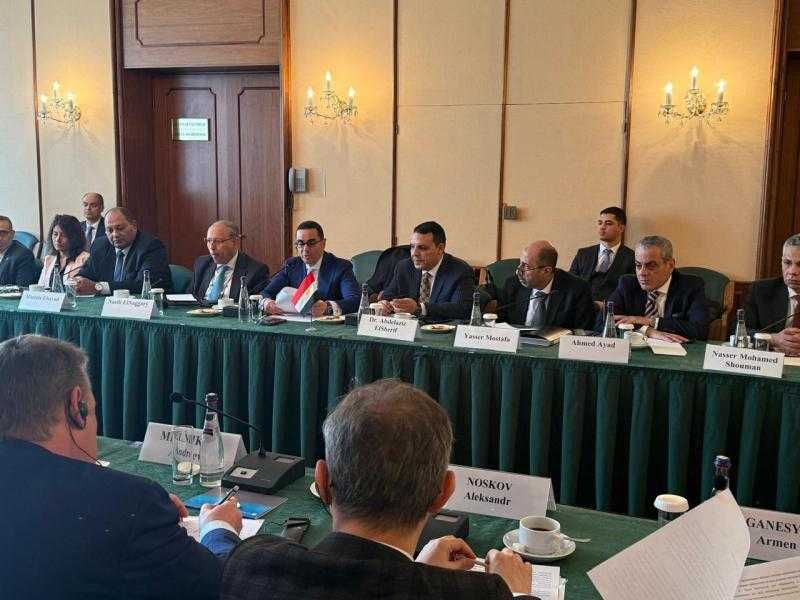 وزير الاستثمار والتجارة الخارجية ووزير الصناعة والتجارة الروسي يترأسان اجتماعات الدورة الخامسة عشر للجنة المصرية الروسية المشتركة للتعاون التجاري والاقتصادي