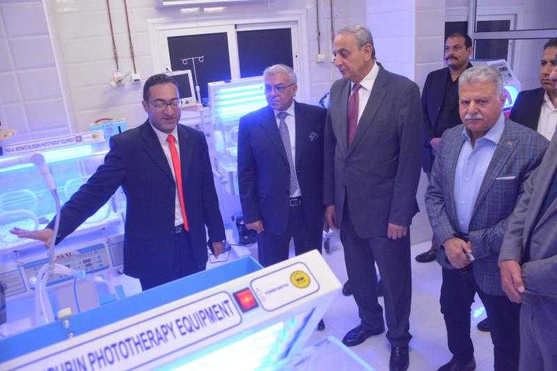 محافظ الغربية يفتتح وحدة حضّانات فائقة التجهيز وتطوير عيادات طبية شاملة بجمعية اليسر بطنطا