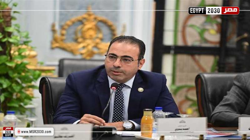 النائب محمود حسين