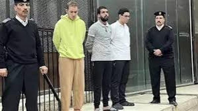 اليوم.. محاكمة المتهمين بقتل نجل سفير سابق داخل كمبوند بالشيخ زايد