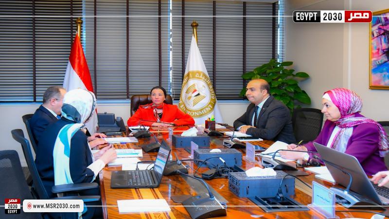 وزيرة البيئة