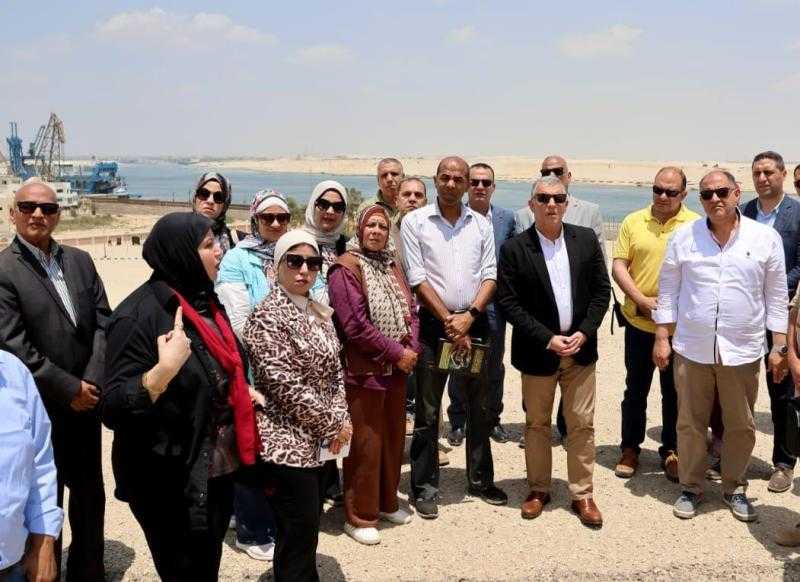 محافظ الإسماعيلية يتفقد موقع النصب التذكاري بجبل مريم