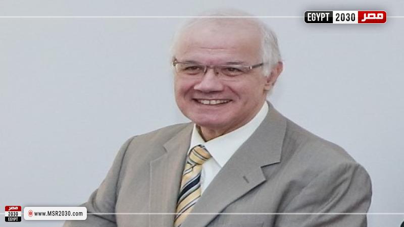 الدكتور شريف فخري