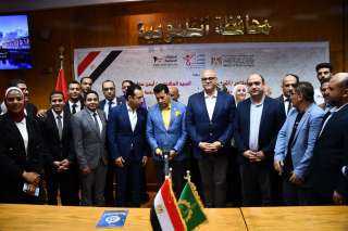 وزير الشباب والرياضة ومحافظ القليوبية يشهدان توقيع بروتوكول تعاون لتنظيم الإعلانات داخل الهيئات الشبابية