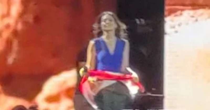 هبة طوجي 