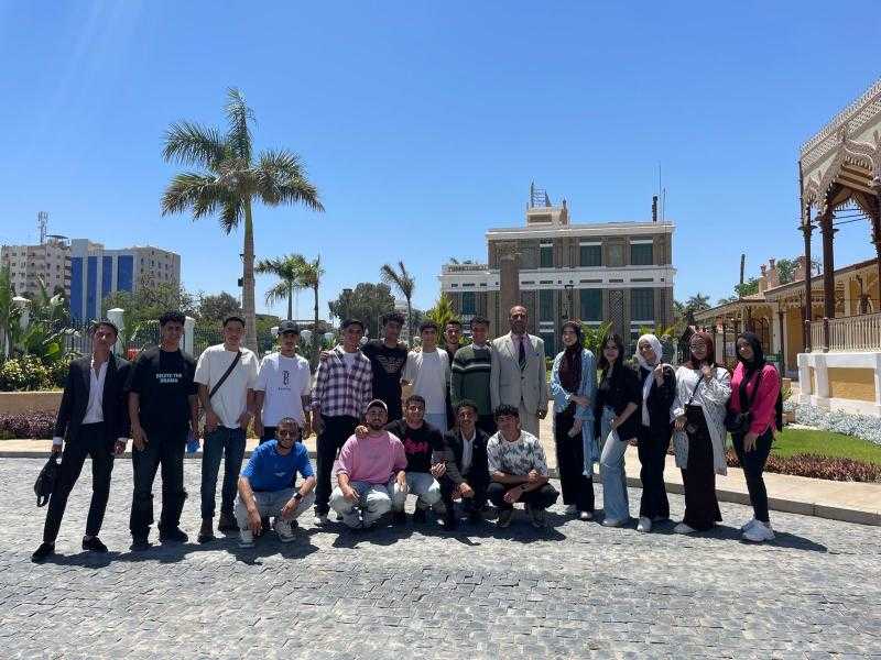 طلاب جامعة الإسماعيلية الجديدة الأهلية يتعرفون على متحف قناة السويس العريق