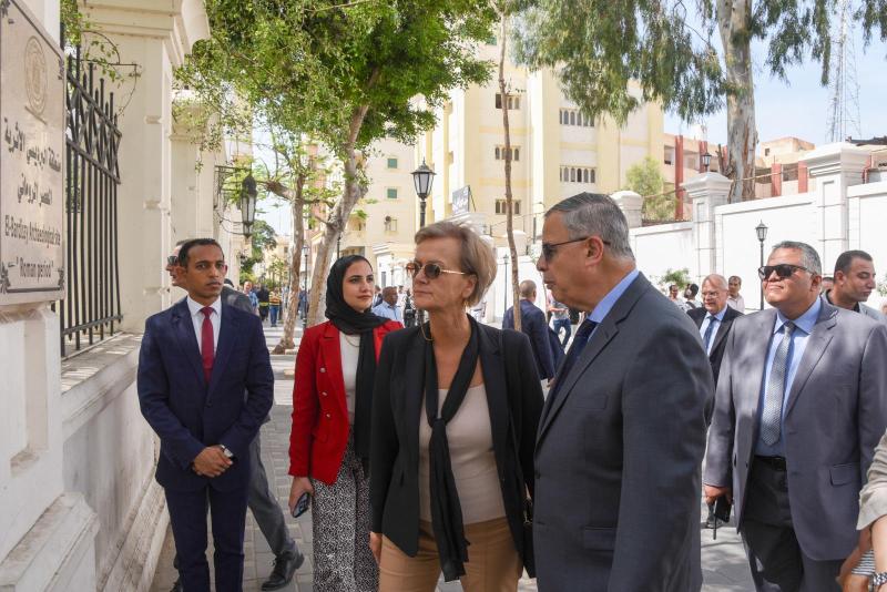 محافظ الإسكندرية 