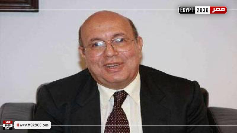 الدكتور أحمد تيمور
