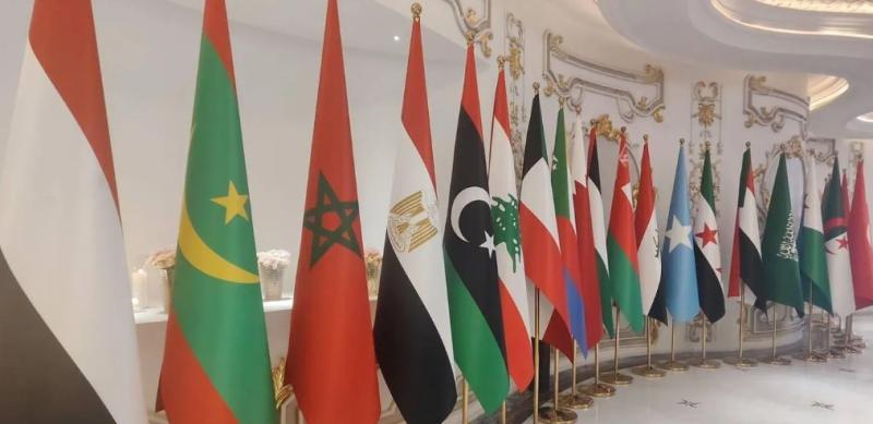 وزيرا خارجية الكويت و البحرين يترأسان وفد بلديهما في القمة العربية الـ 34