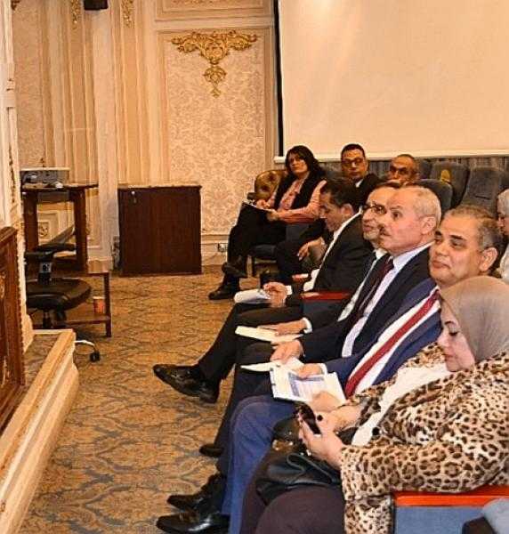 رئيس جامعة كفر الشيخ يناقش موازنة الجامعة فى اجتماع لجنة التعليم والبحث العلمي بمجلس النواب