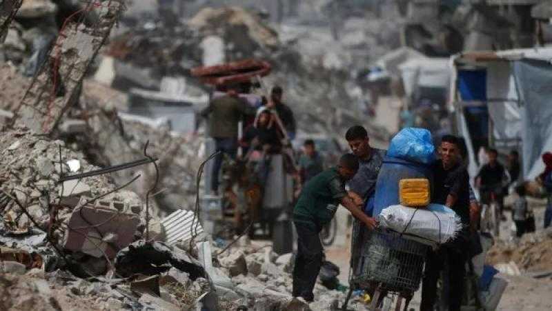 القمة العربية تطالب بزيادة الضغوط الدولية على إسرائيل لوقف الحرب في غزة