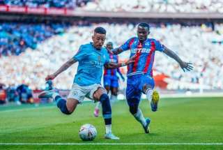 كريستال بالاس يُتوج بكأس الاتحاد الإنجليزي على حساب مانشستر سيتي
