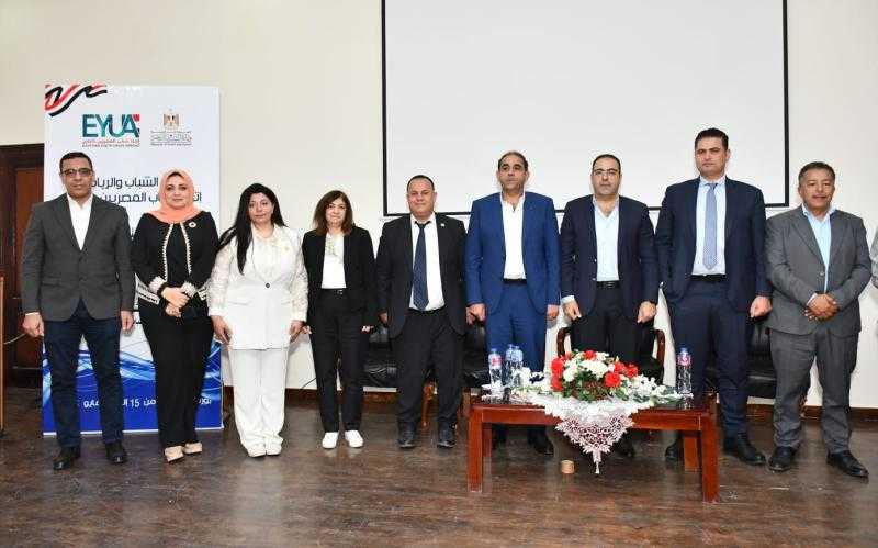 رئيس جامعة بورسعيد يشارك في اختتام فعاليات ملتقى شباب مصر في الخارج حول مكافحة الهجرة غير الشرعية