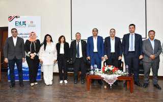 رئيس جامعة بورسعيد يشارك في اختتام فعاليات ملتقى شباب مصر في الخارج حول مكافحة الهجرة غير الشرعية