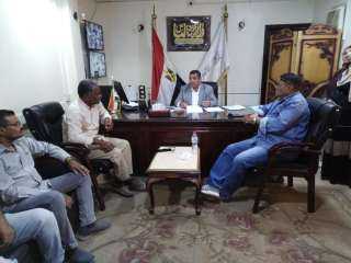 ‏رئيس مدينة أرمنت بالأقصر يعقد اجتماعًا لمواجهة المتغيرات المكانية الغير قانونية