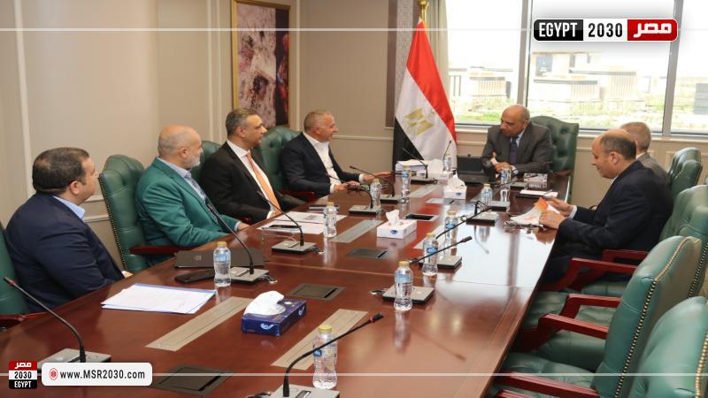 جانب من المباحثات
