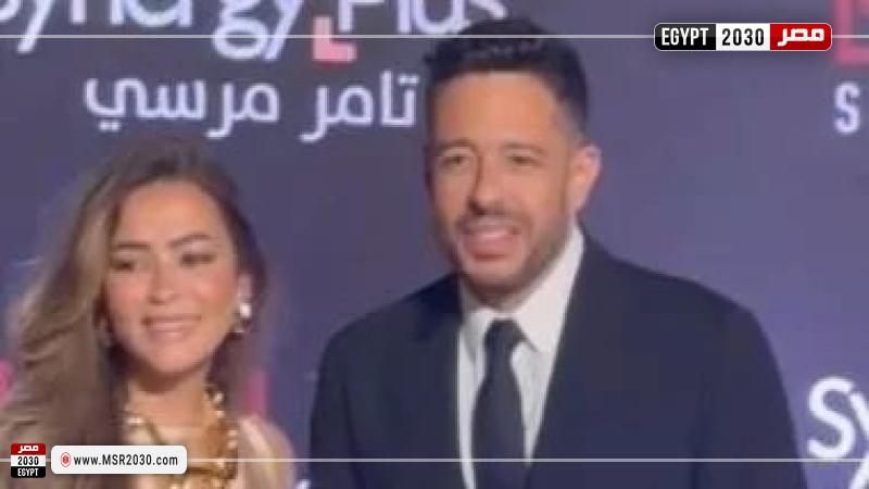 حماقي وزوجته