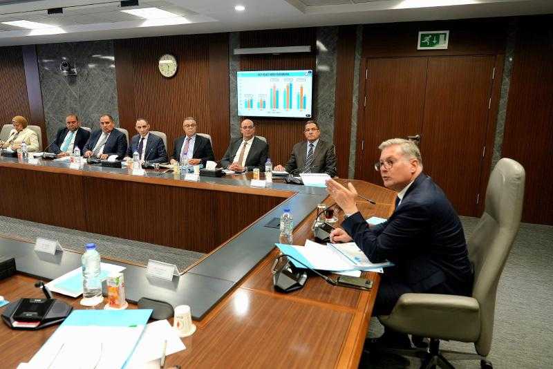 وزير البترول :  ندعم التوسع الخارجي لشركة الحفر المصرية وتنمية أعمالها في السعودية والكويت