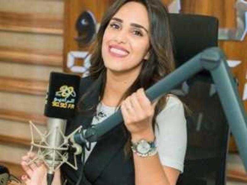 فاطمة مصطفى تعلن انتهاء رحلتها في الراديو