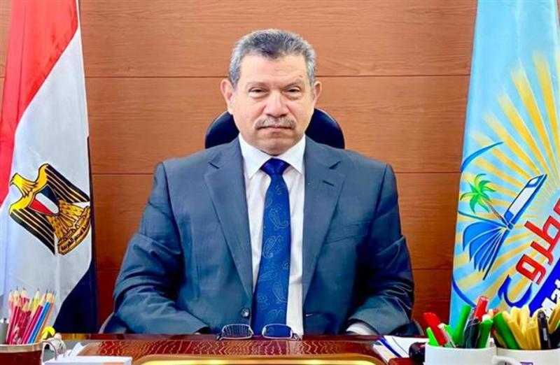 رئيس جامعة مطروح يتابع سير امتحانات الفصل الدراسي الثاني