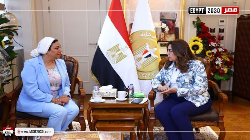 وزيرة التنمية المحلية تستقبل النائبة نشوي الديب
