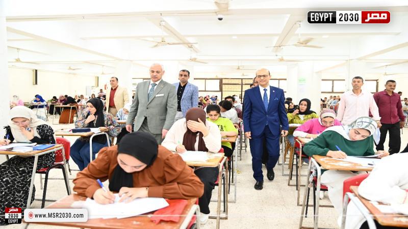 رئيس جامعة أسيوط