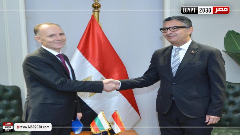 وزير التموين 