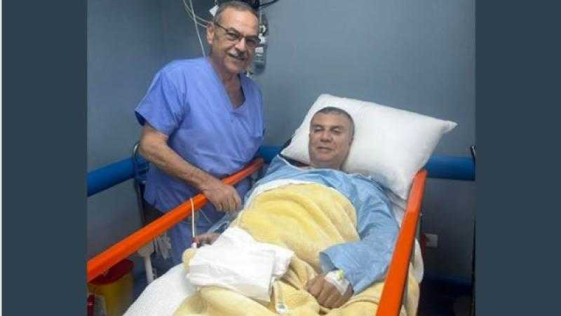 الإعلامي عمرو الليثي يطمئن جمهوره بعد خروجه من العناية المركزة ويشكر محبيه