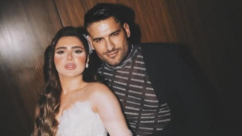 مسلم وزوجته يارا تامر