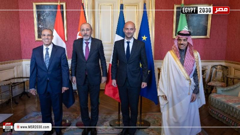 لقاء وفد اللجنة الوزارية المكلّفة من القمة العربية الإسلامية المشتركة غير العادية في باريس