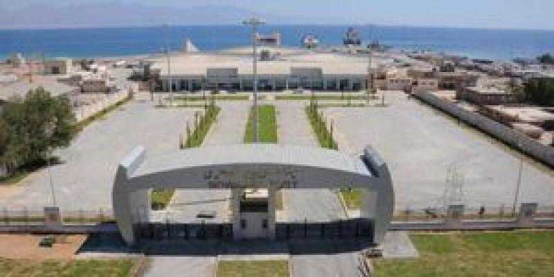 تداول 15 الف طن و946 شاحنة بضائع عامة ومتنوعة بموانئ البحر الأحمر