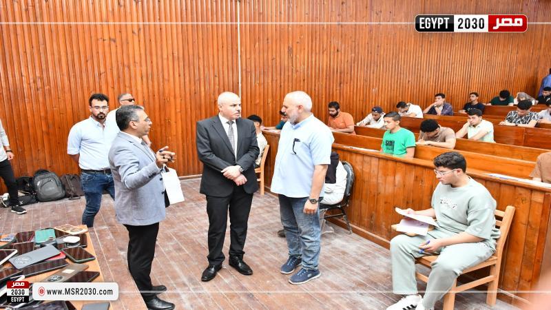 رئيس جامعة قناة السويس 