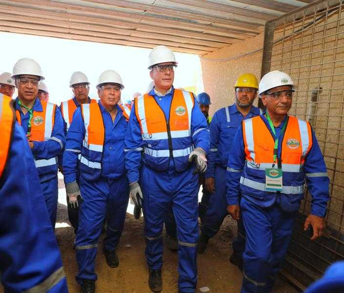 جولة تفقدية لوزير البترول والثروة المعدنية لمنجم فوسفات أبو طرطور ومشروع إنتاج حامض الفوسفوريك