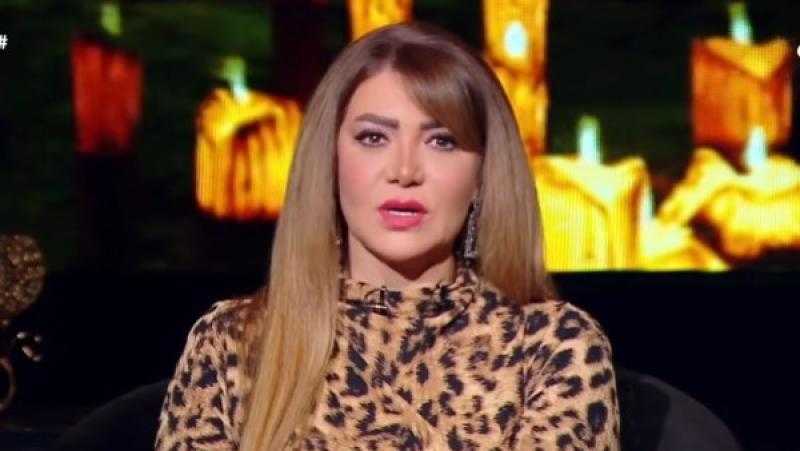 لقاء سويدان تعبر عن رأيها في انفصال أحمد السقا ومها الصغير