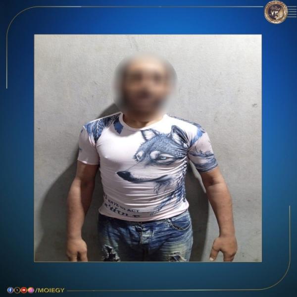 ضبط لص سرق هاتف فتاة من داخل صيدلية بالدقهلية بأسلوب المغافلة