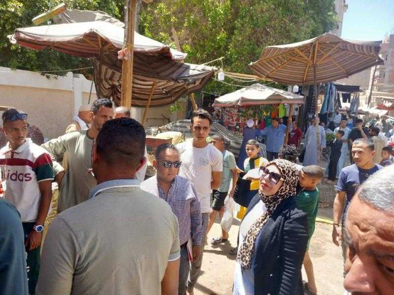 محافظ أسيوط: استمرار إزالة التعديات والإشغالات بشارع التحرير في أبنوب تمهيدًا لتركيب بلاط الإنترلوك