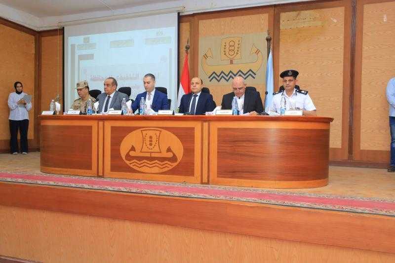 محافظ كفرالشيخ يترأس المجلس التنفيذي للمحافظة لمناقشة عدد من الموضوعات والقرارات الخدمية والتنموية
