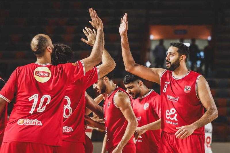 «رجال سلة الأهلي» يواجه الاتحاد في نهائي دوري السوبر